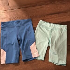 Set of 2 biker shorts for girls size Small